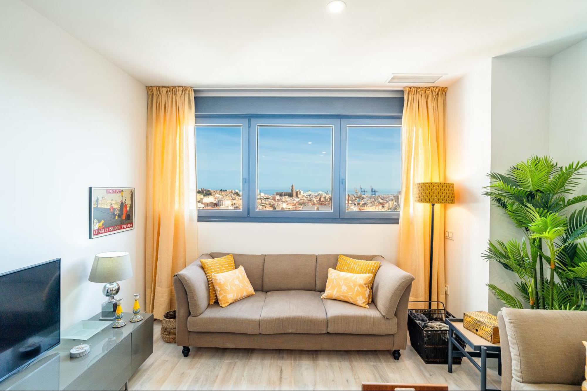 Malaga Tower View Apartment ภายนอก รูปภาพ